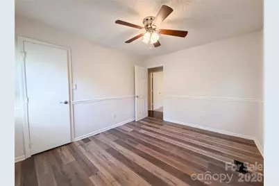 6727 Glenmoor Drive, Charlotte, NC 28214 - Photo 13