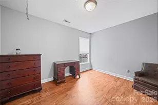 1309 Winding Branch Ct, Charlotte, NC 28216 - Photo 25