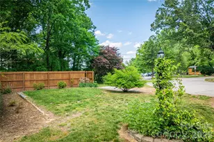 200 Falls St, Morganton, NC 28655 - Photo 33