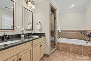 7933 Sunnyvale Ln, Charlotte, NC 28210 - Photo 19