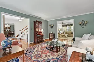 7933 Sunnyvale Ln, Charlotte, NC 28210 - Photo 5