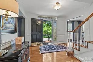 7933 Sunnyvale Ln, Charlotte, NC 28210 - Photo 3