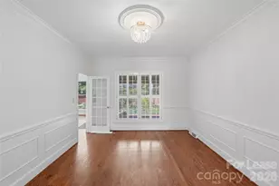 5906 Sharon Hills Rd, Charlotte, NC 28210 - Photo 11