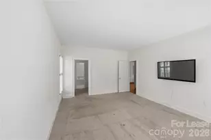 5906 Sharon Hills Rd, Charlotte, NC 28210 - Photo 19