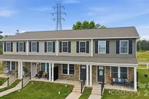 1629 Oak Leaf Dr, Hickory, NC 28601 - Photo 23