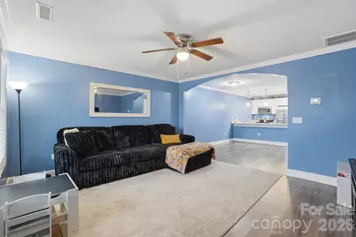 1629 Oak Leaf Drive, Hickory, NC 28601 - Photo 3