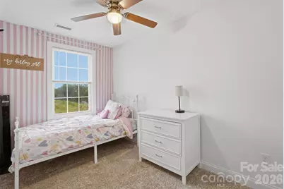 1629 Oak Leaf Drive, Hickory, NC 28601 - Photo 15