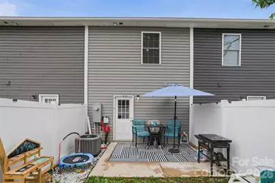 1629 Oak Leaf Drive, Hickory, NC 28601 - Photo 19