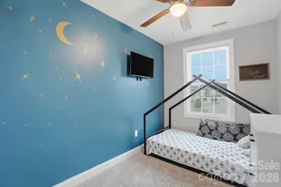1629 Oak Leaf Drive, Hickory, NC 28601 - Photo 17