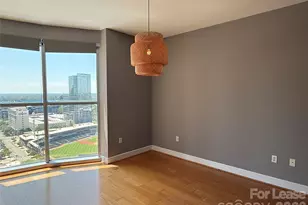 333 W Trade St, Charlotte, NC 28202 - Photo 5