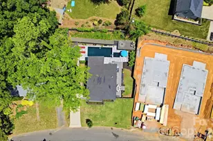 715 E 28th St, Charlotte, NC 28205 - Photo 47