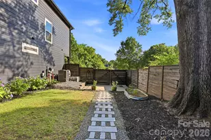 715 E 28th St, Charlotte, NC 28205 - Photo 43