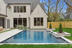 3028 Eastham Ln, Charlotte, NC 28209 - Photo 3