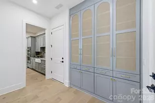 3028 Eastham Ln, Charlotte, NC 28209 - Photo 13