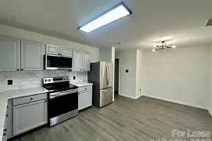 340 Zander Woods Ct, Mount Holly, NC 28120 - Photo 5