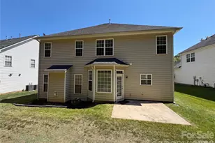 10050 Montrose Dr NW, Charlotte, NC 28269 - Photo 5