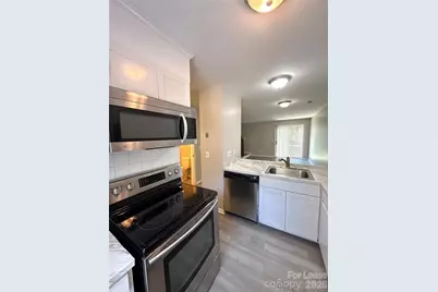 4042 Briarhill Drive, Charlotte, NC 28215 - Photo 3