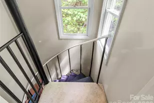 597 Sweetwater Ridge Rd, Burnsville, NC 28714 - Photo 37