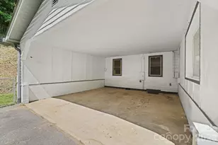 270 Slim Dillard Rd, Sylva, NC 28779 - Photo 9