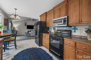 2017 Longhorn Dr, Dallas, NC 28034 - Photo 9