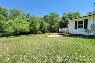 704 Morningside Dr, Mount Holly, NC 28120 - Photo 5