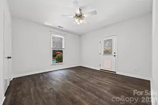 16105 Langston Dr, Charlotte, NC 28278 - Photo 33