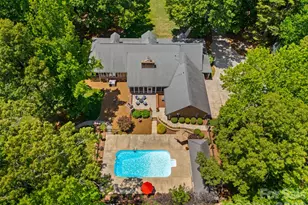 16105 Langston Dr, Charlotte, NC 28278 - Photo 39