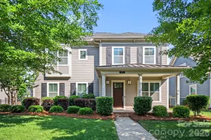 221 Hampton Trail Dr, Fort Mill, SC 29708 - Photo 3