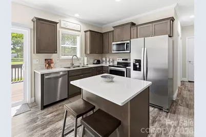 64 Drexel Road, Hendersonville, NC 28739 - Photo 11