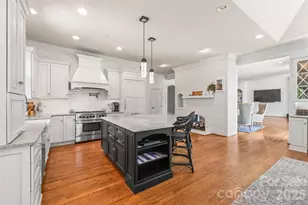 5400 Challisford Ln, Charlotte, NC 28226 - Photo 17