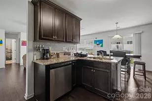 8515 Mansell Ct, Charlotte, NC 28215 - Photo 21