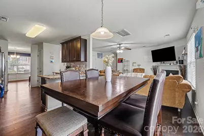 8515 Mansell Court, Charlotte, NC 28215 - Photo 3