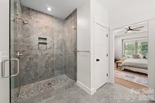 445 Governors View Rd, Asheville, NC 28805 - Photo 17