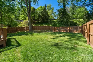 445 Governors View Rd, Asheville, NC 28805 - Photo 33