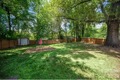 6912 Woodstock Drive, Charlotte, NC 28210 - Photo 27