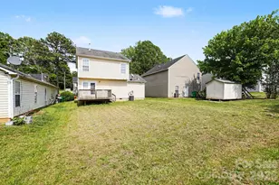 6325 Linda Vista Ln, Charlotte, NC 28216 - Photo 27