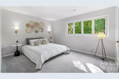 7045 Burlwood Road, Charlotte, NC 28211 - Photo 31