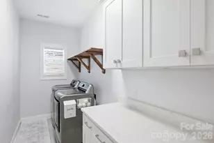 1617 Hawthorne Ln, Charlotte, NC 28205 - Photo 27