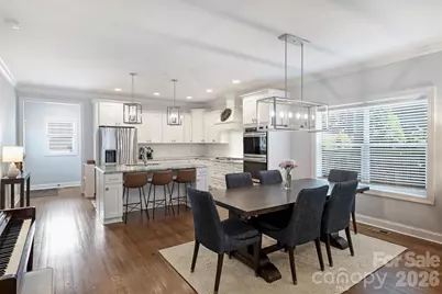 1617 Hawthorne Lane, Charlotte, NC 28205 - Photo 9