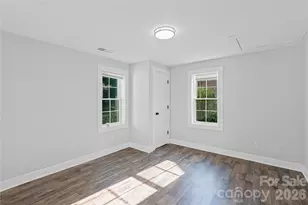 906 Gladstone St, Florence, SC 29501 - Photo 11