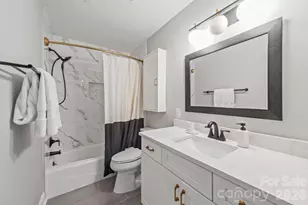 721 Rome Ct, Charlotte, NC 28209 - Photo 17