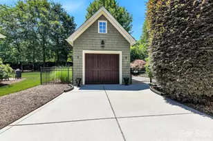 7805 Pemswood St, Charlotte, NC 28277 - Photo 41