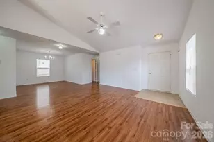 2416 Buckleigh Dr, Charlotte, NC 28215 - Photo 5