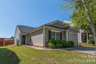 2416 Buckleigh Dr, Charlotte, NC 28215 - Photo 1