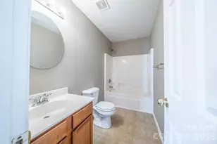 2416 Buckleigh Dr, Charlotte, NC 28215 - Photo 13