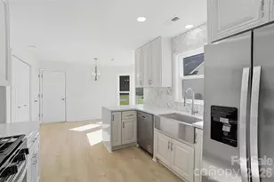 9212 Plashet Ln, Mint Hill, NC 28227 - Photo 17