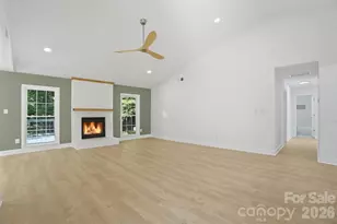 9212 Plashet Ln, Mint Hill, NC 28227 - Photo 11