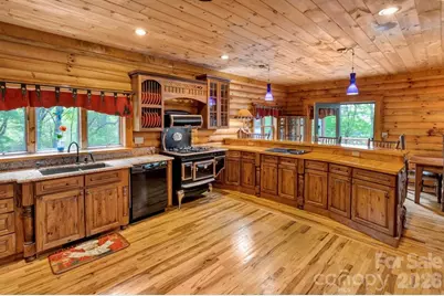 35 Falcon Crest Loop, Maggie Valley, NC 28751 - Photo 11