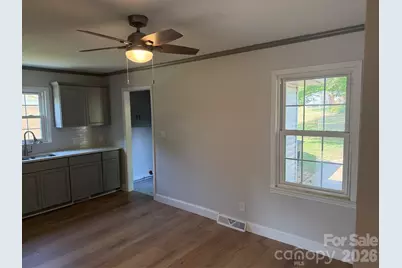 917 Canterbury Court, Gastonia, NC 28052 - Photo 7