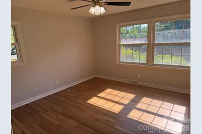 917 Canterbury Court, Gastonia, NC 28052 - Photo 9